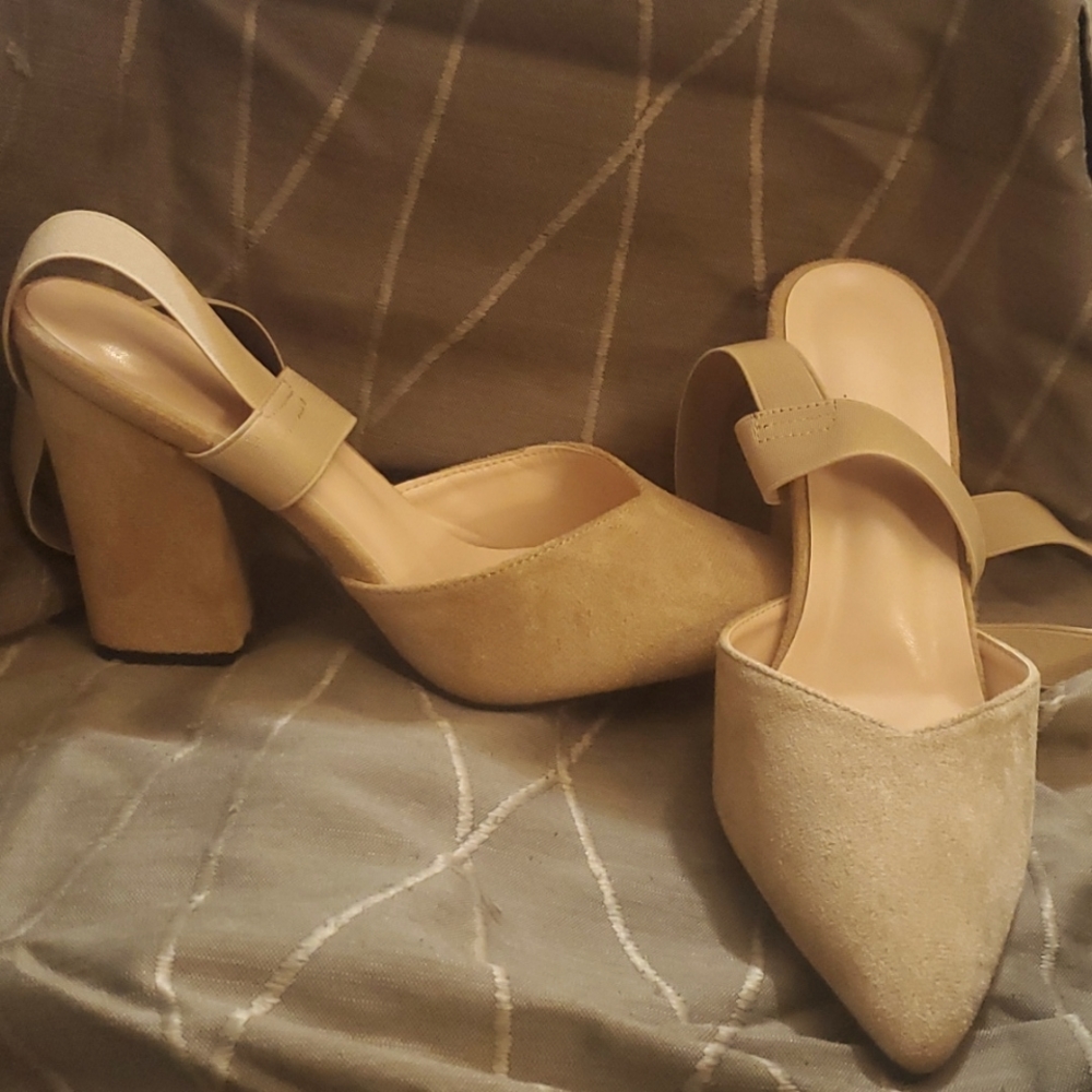 Tan faux suede pumps